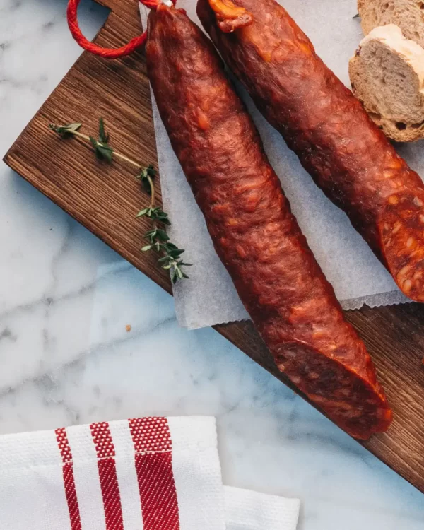 Duroc veislės kiaulės vytinta Aštri CHORIZO dešra, 200g.